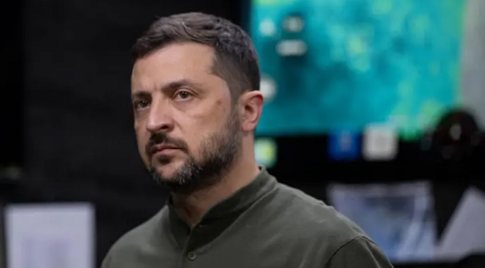 Зеленский анонсировал трехстороннюю встречу России, Украины и США