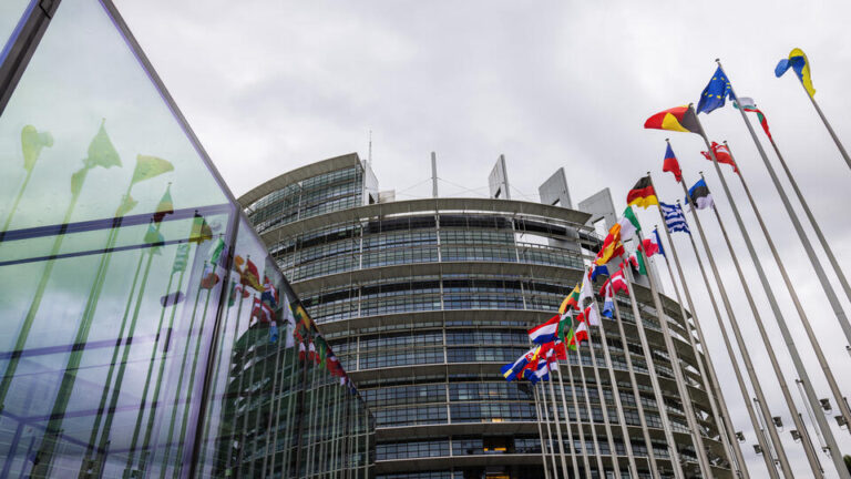 417ab99d81443f564ca370f7875a2225f1f35701229644e8083b5229dc40b30922af82