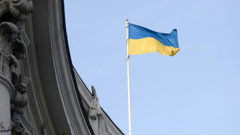 2596df7d6096a48343379dac5d3e378be4bf6539e134b8b864153b059aa19650825b16