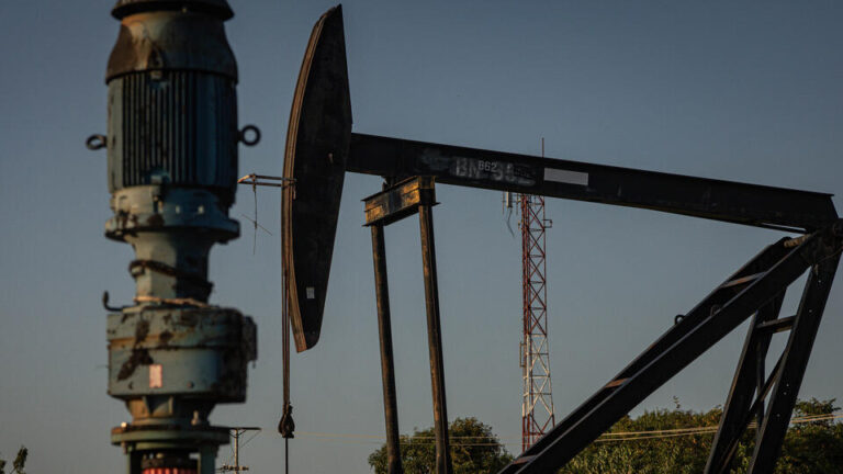 405eb364e06b922ada6738899f636bf51f6c55b1d23ae0ed271d3ab218180a52510de5